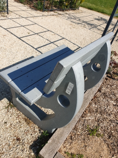 Banc 90 cm raboté en plastique recyclé