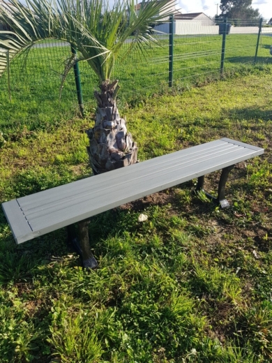 Banquette en plastique recyclé