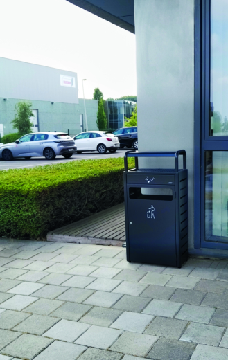 Conteneur 43l avec cendrier 5.9l